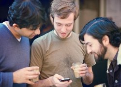 El Cerebro Cambia en Situaciones Sociales