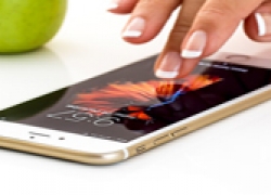 Mucha gente finge hablar al teléfono para evitar encuentros indeseados